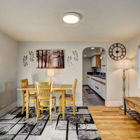 Little Blue Bungalow On Boise'S Bench, Pet Friendly, Fully Fenced Yard With Doggie Door! 2 Miles From Bsu, 5 Minutes From Downtown Boise, Desk And Workstation For Remote Workers, 2 Tv'S Large Walk-In Closet, Good For Mid-Term Stays Dış mekan fotoğraf