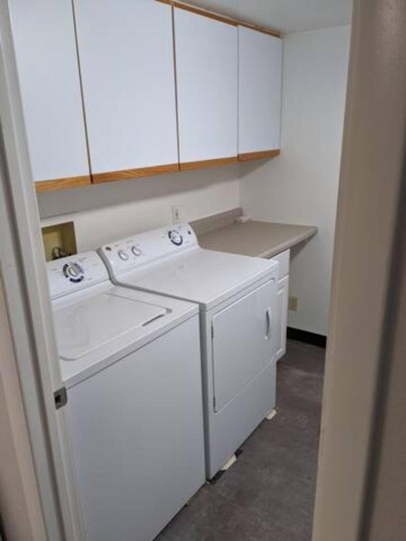 Little Blue Bungalow On Boise'S Bench, Pet Friendly, Fully Fenced Yard With Doggie Door! 2 Miles From Bsu, 5 Minutes From Downtown Boise, Desk And Workstation For Remote Workers, 2 Tv'S Large Walk-In Closet, Good For Mid-Term Stays Dış mekan fotoğraf