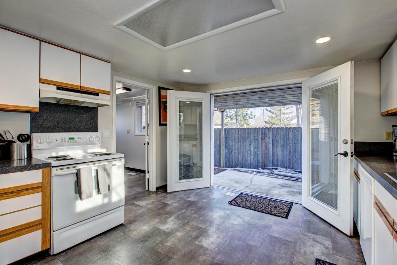 Little Blue Bungalow On Boise'S Bench, Pet Friendly, Fully Fenced Yard With Doggie Door! 2 Miles From Bsu, 5 Minutes From Downtown Boise, Desk And Workstation For Remote Workers, 2 Tv'S Large Walk-In Closet, Good For Mid-Term Stays Dış mekan fotoğraf