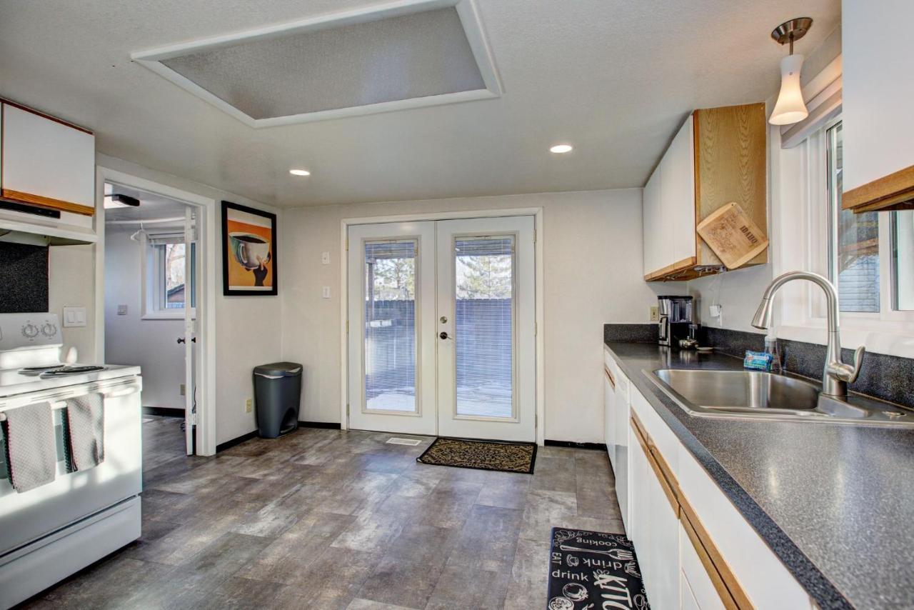 Little Blue Bungalow On Boise'S Bench, Pet Friendly, Fully Fenced Yard With Doggie Door! 2 Miles From Bsu, 5 Minutes From Downtown Boise, Desk And Workstation For Remote Workers, 2 Tv'S Large Walk-In Closet, Good For Mid-Term Stays Dış mekan fotoğraf